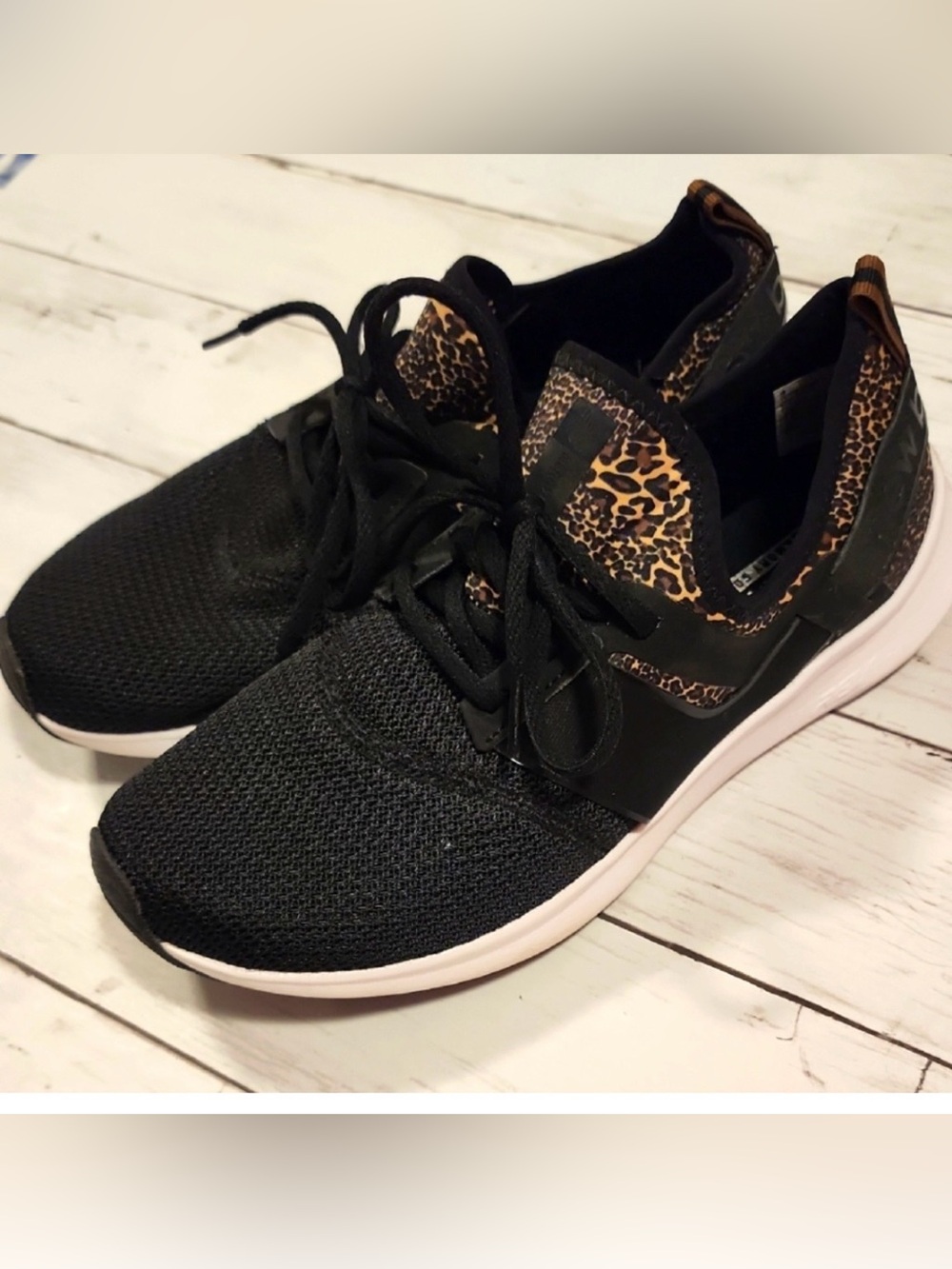 Womans Black Sneakers with Leopard Accent - Stylish Comfort